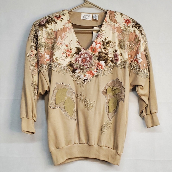 Vintage Bonnie And Billy By Holly Women's Size Med Floral Applique Top NWT - Picture 2 of 12